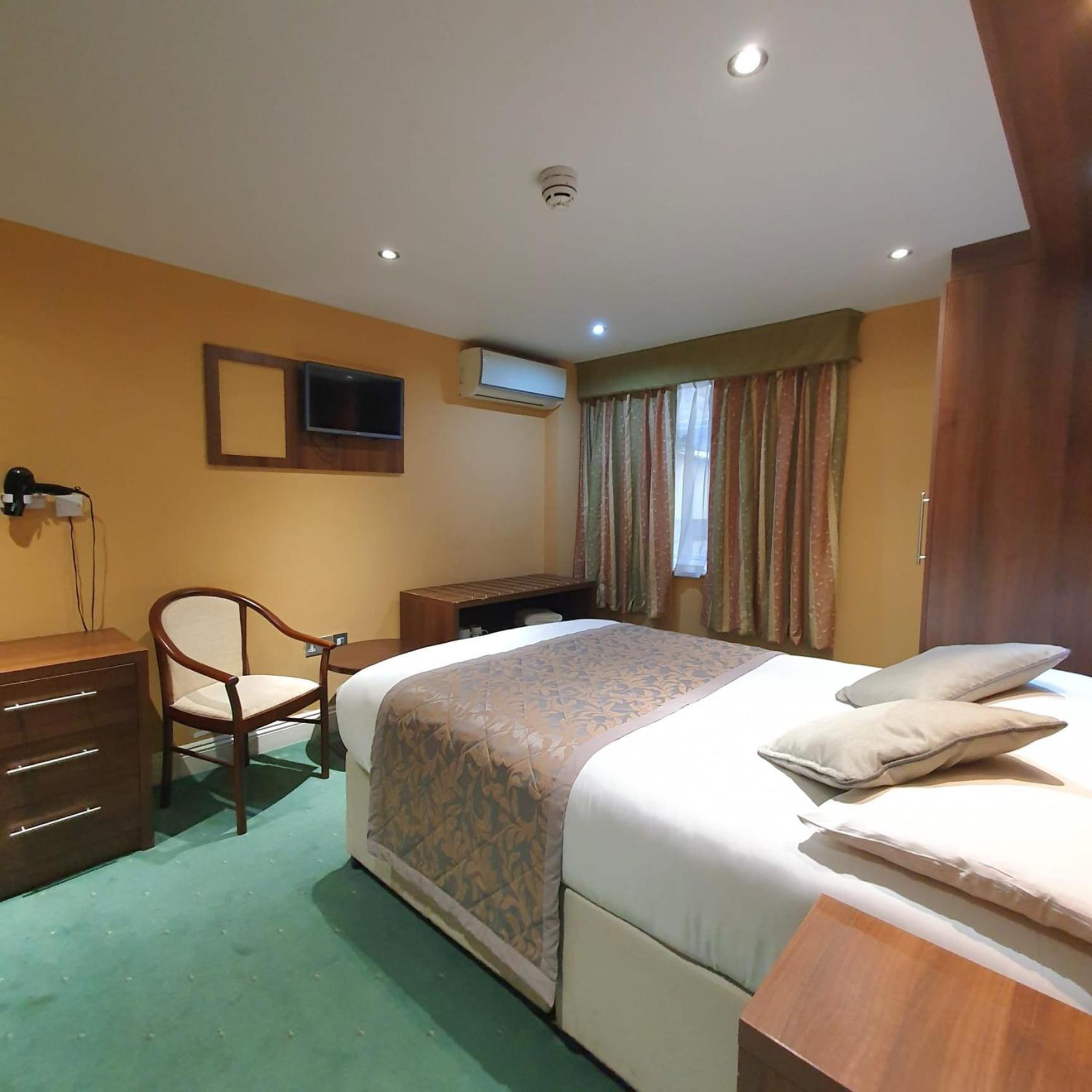Oliver Hotel London Exterior photo